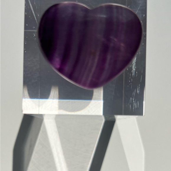 Purple Fluorite Heart - Picture 2 of 10
